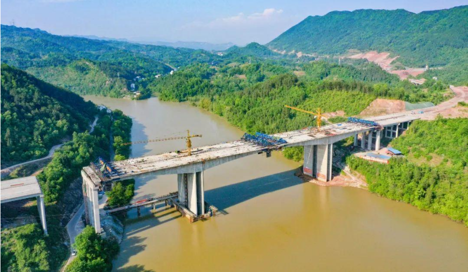 徐家坝州河大桥正在进行桥梁荷载试验，预计5月1日全面通车